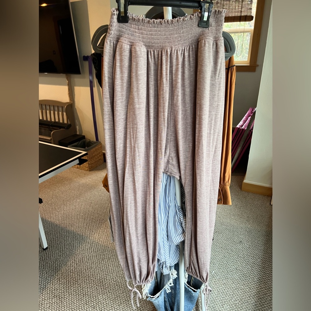 Free People Haram pants joggers size small
